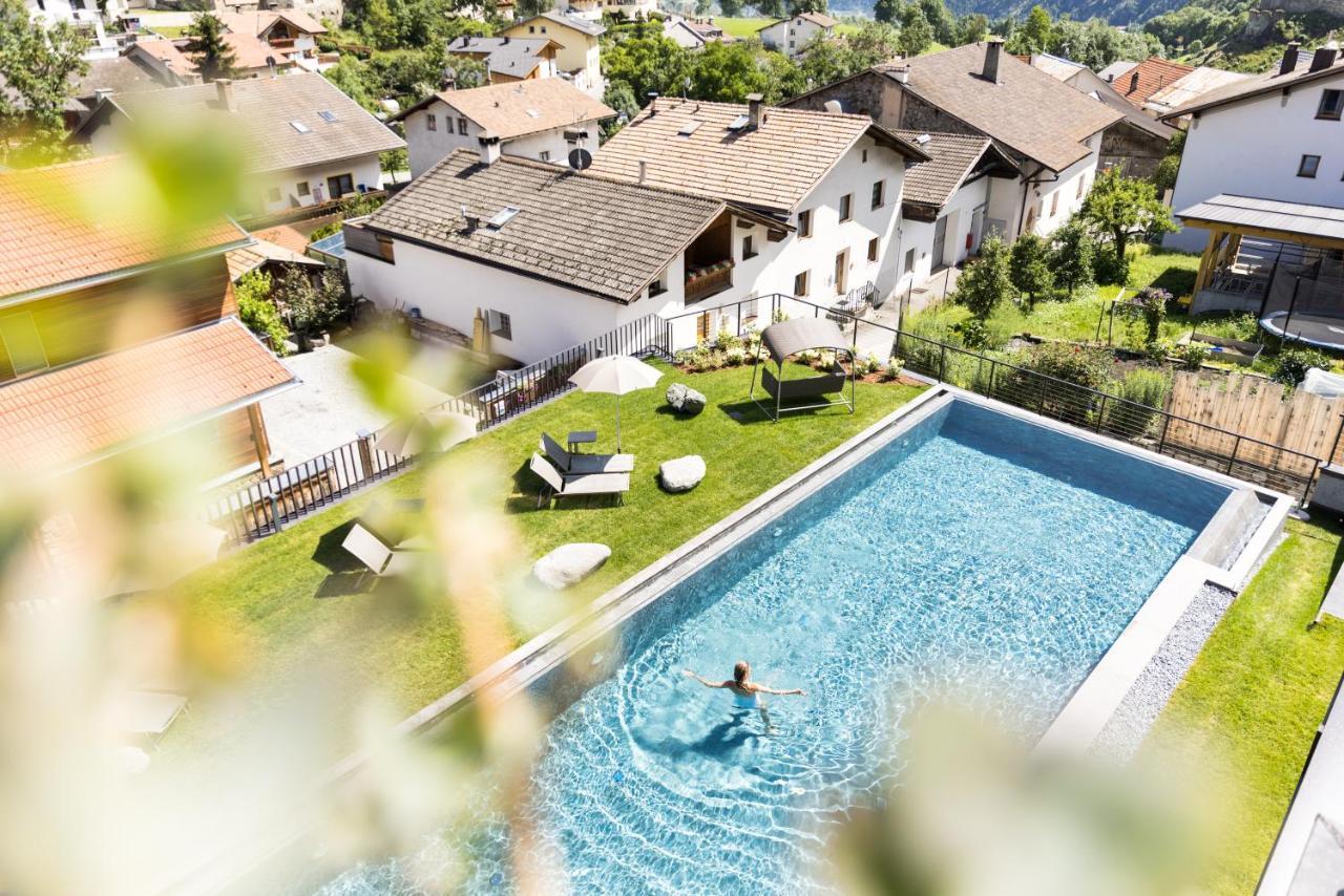 Hotel Weisses Kreuz Бургузио Экстерьер фото