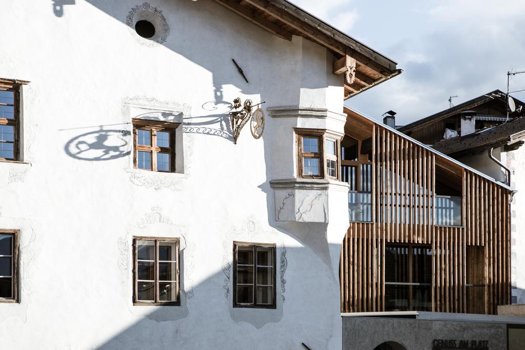 Hotel Weisses Kreuz Бургузио Экстерьер фото