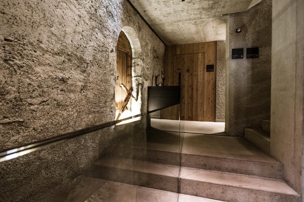 Hotel Weisses Kreuz Бургузио Экстерьер фото